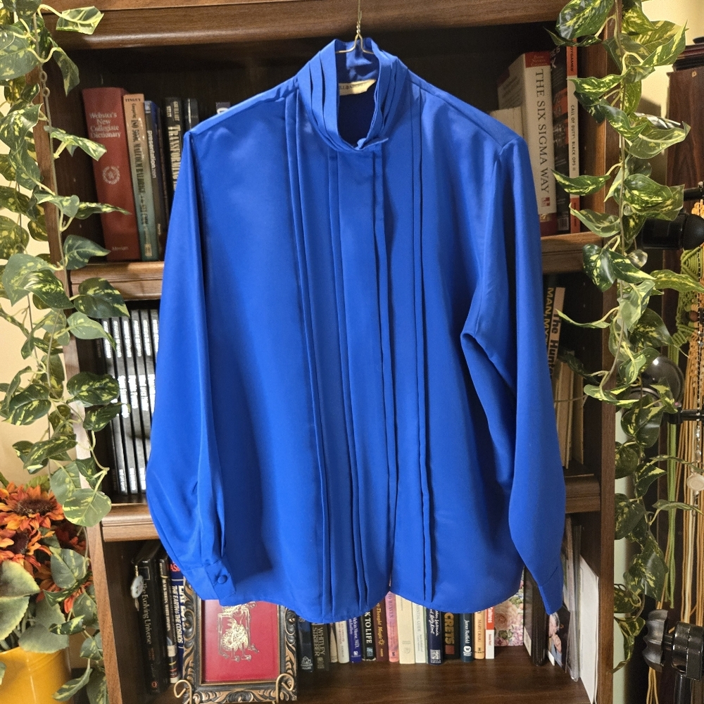 Hill Archer Long Sleeve Pleated Blue Blouse High Collar Size 10